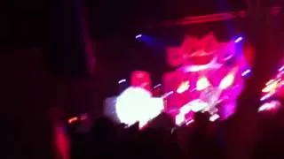 Five Finger Death Punch - The Bleeding (LIVE)