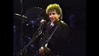 Bob Dylan PASSIONATE RENDITION "Positively 4th Street" 20 Jan 1998 Madison Square Garden NY