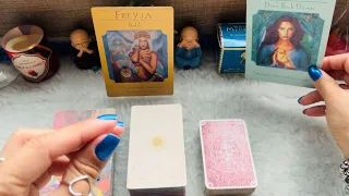 🔥 COMO Ele(a) te vê? O que observa em vc? 😊 #tarot