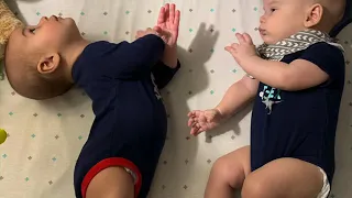 Двойняшки | 5 месяцев | our story | смешные детки сша | twins | 5 month old | funny | kids