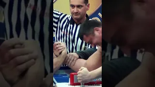 ARMWRESTLING  Khadzhimurat ZOLOEV vs Andrey PUSHKAR    #shorts