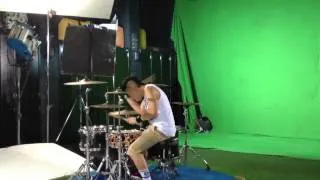 Ikmal tobing making video clip of neng neng nong neng drum