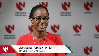 ASK UNMC! Does the vaccine contain a microchip?