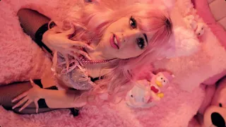 PiNKII - Oshi (Official Music Video)