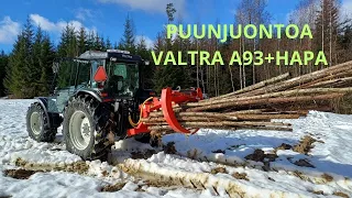 Puunajoa sulalta pellolta: Valtra A93 + Hapa