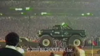 BIGFOOT in Pontiac Silverdome in 1983