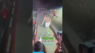 Lil Pump Funny Stage Dive FAIL! 🤣😂