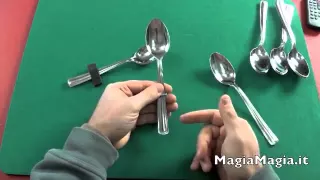 Cucchiaio sotto controllo 1 spoon magic tricks revealed 1