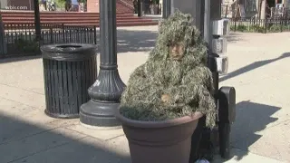 'Bushman pranks Vols fans before UT games