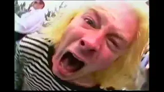 thom yorke loses it