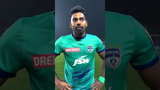 Roy Krishna exults after a great night at the JRD TATA Sports Complex. #WeAreBFC 🔵 #JFCBFC ⚔️