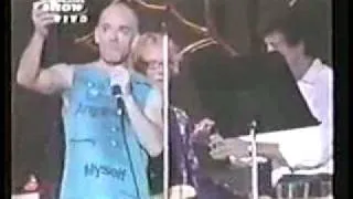 R.E.M.    Pop Song 89   (Rock in Rio- Brasil 2001)
