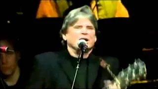 Wake Up Little Suzie - Everly Brothers - Live 2004