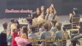 NewJeans reaction when Melai said "My daughter loves NJ" at AAA2023(Asia Artist Award).