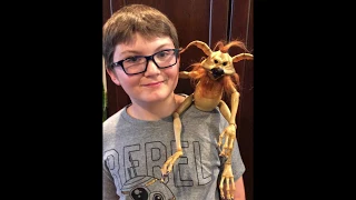 Star Wars: Galaxy’s Edge Disneyland Salacious Crumb Kowakian Monkey Lizard Shoulder Puppet DEMO