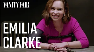Emilia Clarke se enfrenta al detector de mentiras | Vanity Fair España