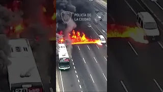 Fire engulfs bus on Argentinian highway