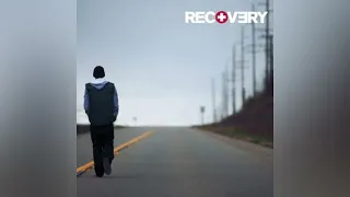 Eminem - Going Through Changes (8D)