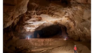 420-meter-deep sinkhole discovered in S China