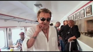 Johnny Hallyday déjeune à Malibu