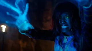 Starfire Powers and Fight Scenes - Titans Season 3 and 4