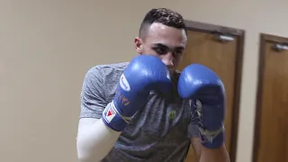 TRAIN LIKE ELITE BOXER BEN WHITTAKER ( pad workout)