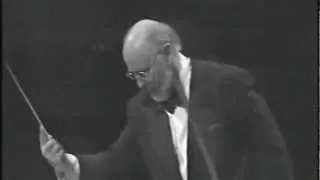 John Williams Conducts excerpts from 2001