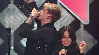 Camila Cabello & Machine Gun Kelly - Bad Things [Tradução] PT/BR Live at the Z100 Jingle Ball 2016