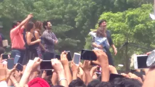 Akshay Kumar in hansraj college for  promotion of rustom