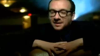 Elvis Costello 'She'