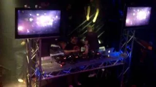 Love Comes Again - Myon & Shane 54 @ Vision in Chicago (05.09.10)