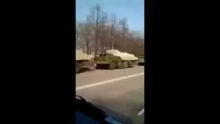 Колонна военной техники - Сумы (06.03.2014)