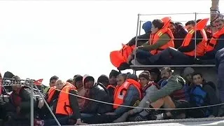 Мигранты нашли новый маршрут в Европу