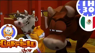 🐓 ¡Garfield hace amigos en el campo! 🐄 - El Show de Garfield