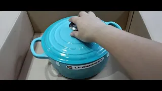 Unboxing My First Le Creuset Signature Cast Iron Round Casserole, 22 cm - Teal / Amazon