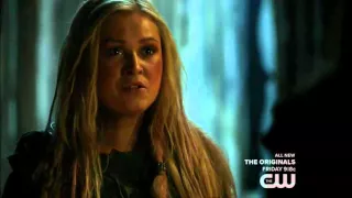 The 100 S3E3 || Lexa Bows To Clarke