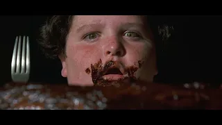 Matilda - Escena Bruce se come el paste de Troncha-Toro (Parte 2/2) - Escenas de Películas HD