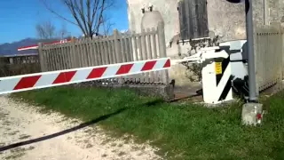 Passaggio a livello di San Vincenzo (RI)// Level crossing