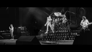 Queen - Live in Hoffman Estates (1982-08-13) [A-]