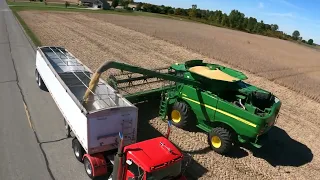 Right Timing/Sounds - Ahead of the Dust - John Deere S660 - 640FD Soybeans #harvestchaser 4K