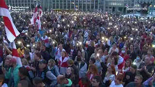 Belarusian Opposition And Government Supporters Hold Rallies In Minsk Amid Postelection Tensions