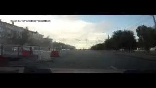 Car crashes into roadworks on dashcam