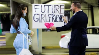 FUNNY SIGNS AT THE AIRPORT PRANK!!