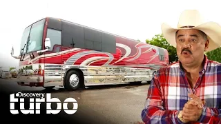 El nuevo bus de la banda “Los Rieleros del Norte” | Texas trocas | Discovery Turbo