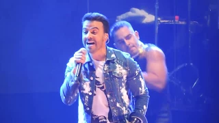 Echame La Culpa... Luis Fonsi   ..en vivo