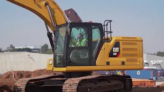 Next Generation Cat Excavators Features - Controllability (3 of 10)