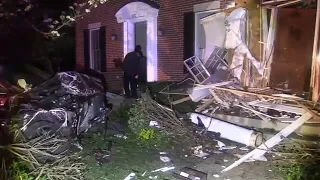 Car slams into parked vehicle, Winnetka townhome waking neighbors 'Sounded like an explosion'