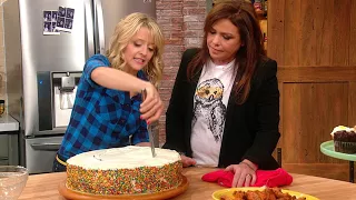 You’re Cutting Cake Wrong | Rachael Ray Show