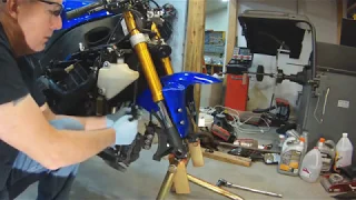 Yamaha R1 Steering Stem   Fork Removal - Tapered Roller Bearings