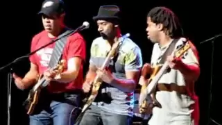 SMV  "Thunder Tour"  Battles of Bass between Stanley Clarke, Marcus Miller and Victor Wooten.